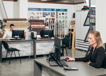 Шоурум компании СтройМаркет Видное 6